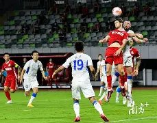 贾玲分享沈,腾童年旧照,为其庆生,耀世娱乐,耀世娱乐官网