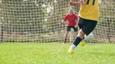 “骑士连中三球拉大比分，哈登复出实现3+1反超局面。”