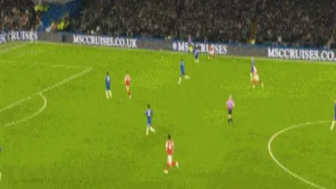 巴塞罗那大胜瓦伦西亚7-1，结束联赛四连败 2025-01-28